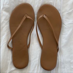 TKEES sandals